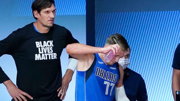 luka ankle water 